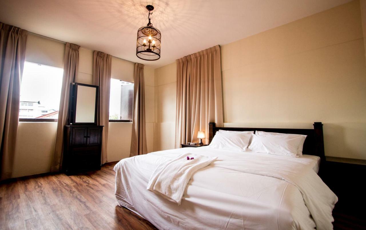 8 Boutique By The Sea Hotel Tanjung Tokong Buitenkant foto
